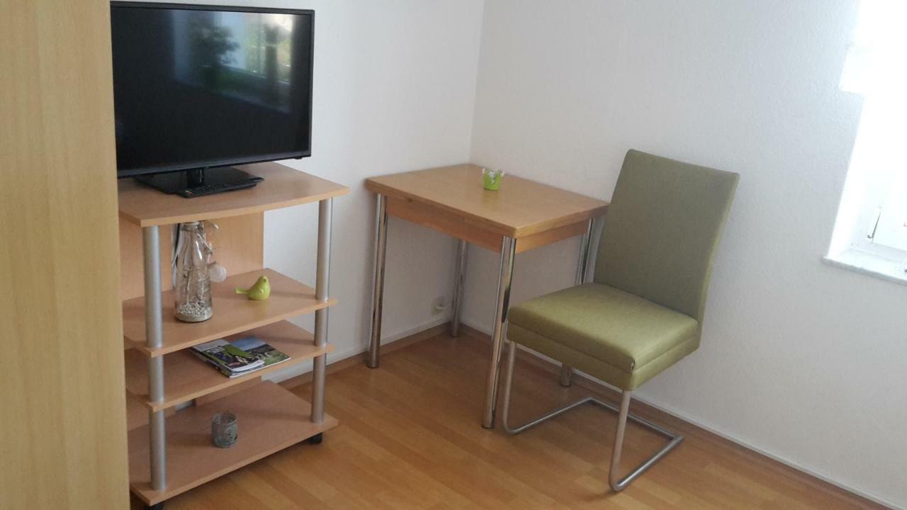 Ferienwohnung "An Der Wuerschnitz" Chemnitz Exterior foto